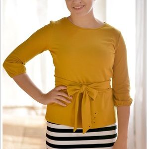 Jade Mackenzie top XL